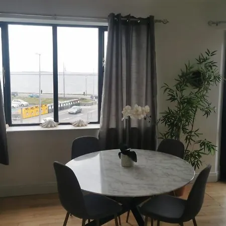 Salthill Gem Апартаменты *